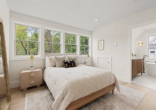 Homes for sale in Somerville, MA | 326 Lowell Street #4, Somerville, MA 02145 | MLS# 73519534