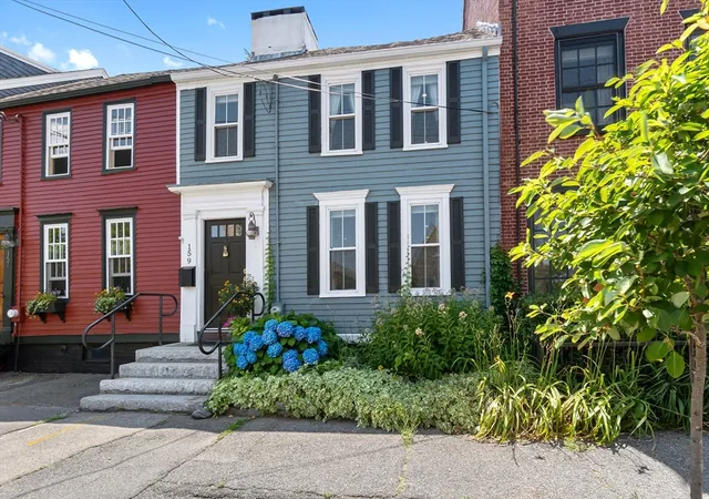 1st image of 159 High St, Newburyport, MA 01950 | MLS# 73562069