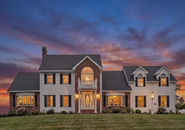 42nd image of 14 Lakeview Ave, Danvers, MA 01923 | MLS# 73557603