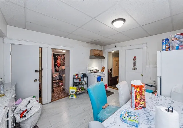 4th image of 5 Dublin St, Lowell, MA 01854 | MLS# 73552034