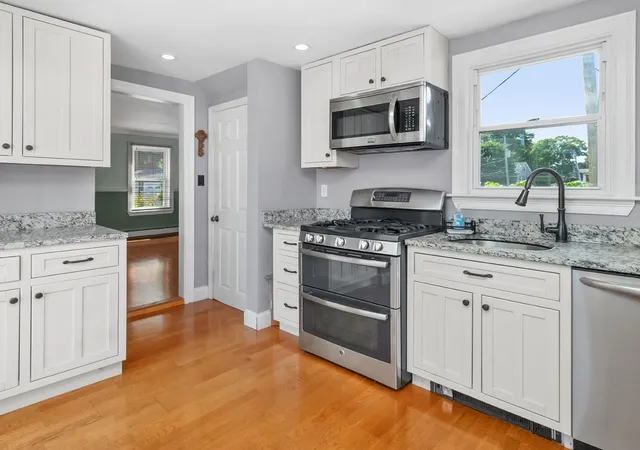 3rd image of 142 Calvary Street, Waltham, MA 02453 | MLS# 73549888