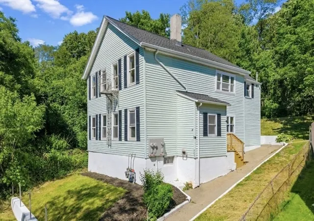 1st image of 409 Crescent St, Fall River, MA 02720 | MLS# 73536828