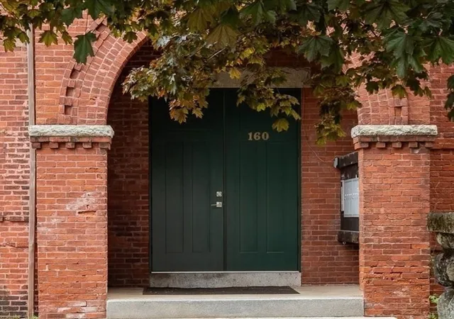 3rd image of 160 Salem St, Boston, MA 01835
