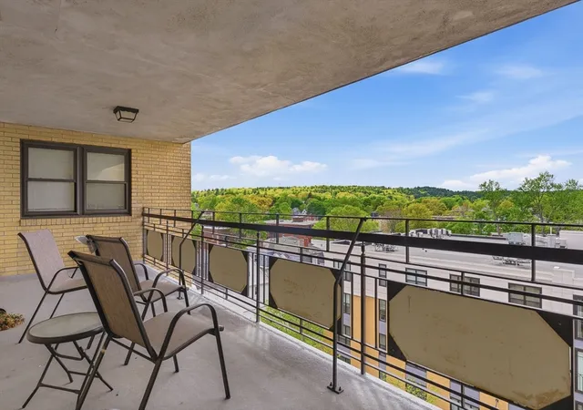 2nd image of 340 Main St, Melrose, MA 02176