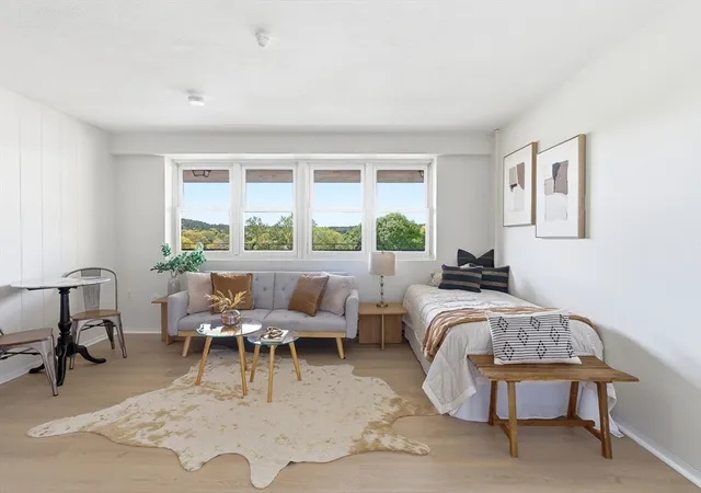 4th image of 340 Main St, Melrose, MA 02176
