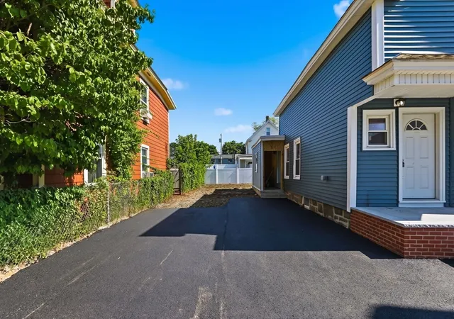 Homes for sale in Lowell, MA | 37 Campaw St, Lowell, MA 01850 | MLS# 73545303