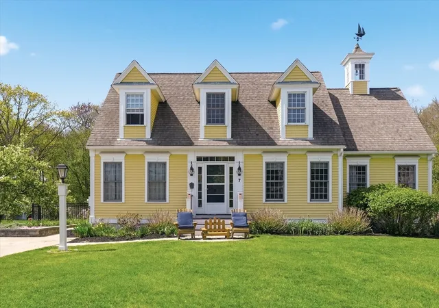 2nd image of 7 Old County Rd, Salisbury, MA 01952 | MLS# 73547372