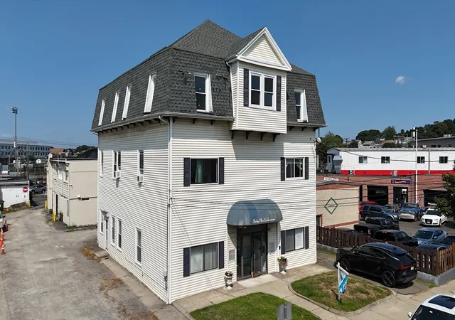 12th image of 175 Shirley Street #5, Winthrop, MA 02152 | MLS# 73563869