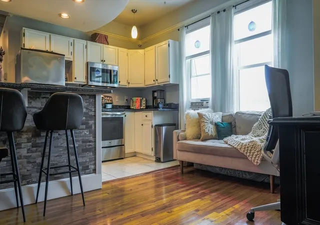 3rd image of 175 Shirley Street #5, Winthrop, MA 02152 | MLS# 73563869