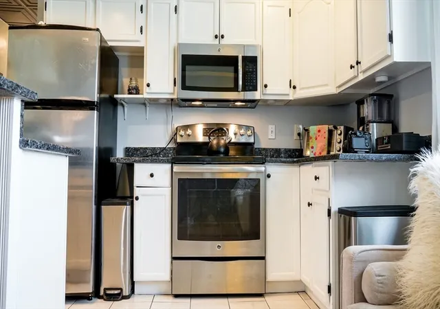 4th image of 175 Shirley Street #5, Winthrop, MA 02152 | MLS# 73563869