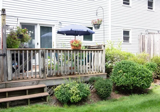 2nd image of 200 Lambert Ter, Chicopee, MA 01020
