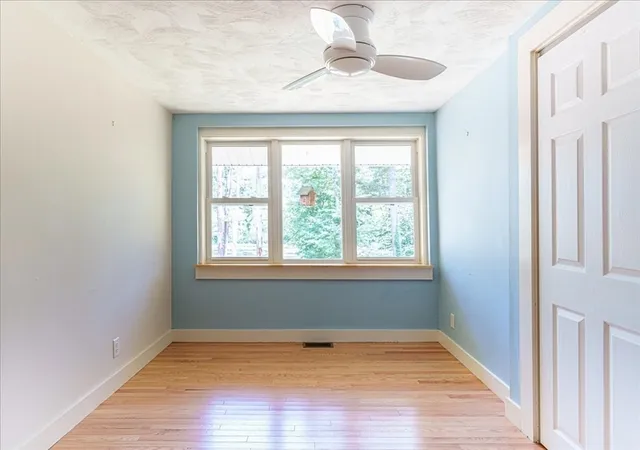 5th image of 13 Shore Ave, Maynard, MA 01754 | MLS# 73548090