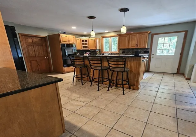 Photo 4 of Sale Pending at 25 Robbins Ave, Dracut, MA 01826 | MLS# 73552352 | Listing updated on 2026-09-04