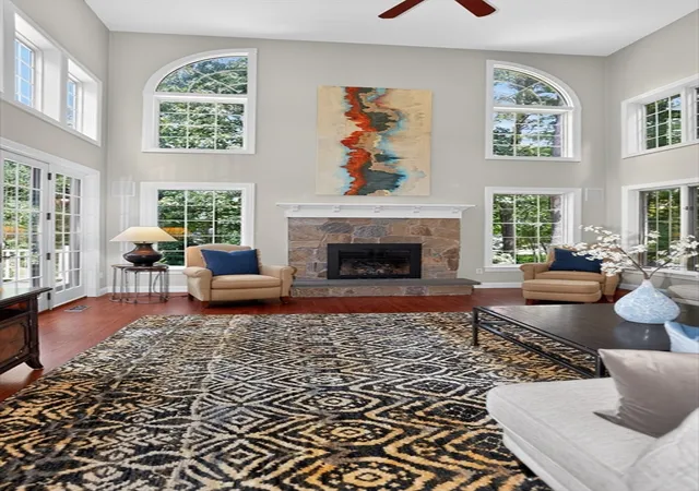 2nd image of 46 Briant Dr, Sudbury, MA 01776 | MLS# 73567827