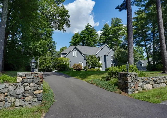 41st image of 46 Briant Dr, Sudbury, MA 01776 | MLS# 73567827