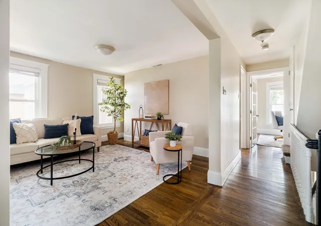 1st image of 33 Howard #2, Watertown, MA 02472 | MLS# 73550073