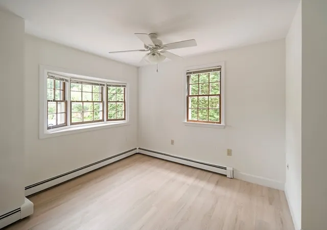 5th image of 42 Riverside Dr, Reading, MA 01867 | MLS# 73544401
