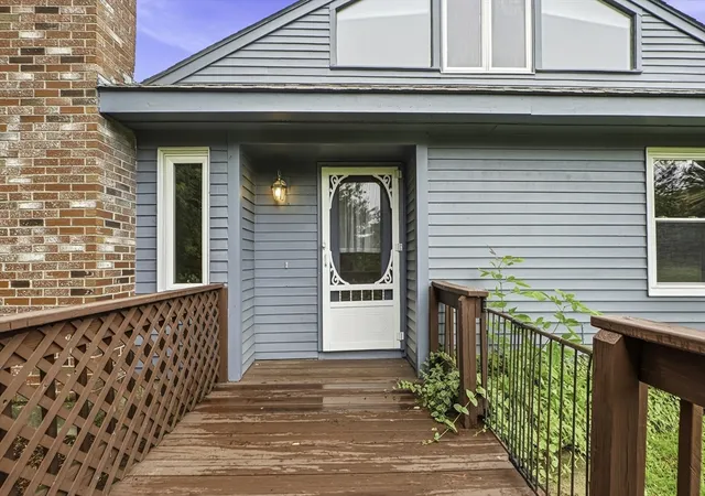 3rd image of 28D Country Club Ln #28D, Milford, MA 01757 | MLS# 73536525