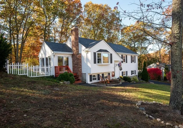 Homes for sale in Bellingham, MA | 62 Laurel Ln, Bellingham, MA 02019 | MLS# 73448757