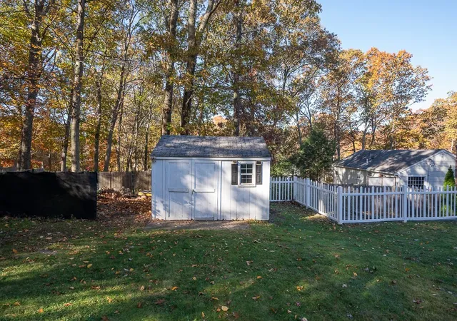Homes for sale in Bellingham, MA | 62 Laurel Ln, Bellingham, MA 02019 | MLS# 73448757