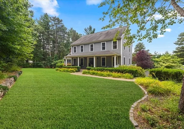 1st image of 14 Grove St, Kingston, MA 02364 | MLS# 73549832