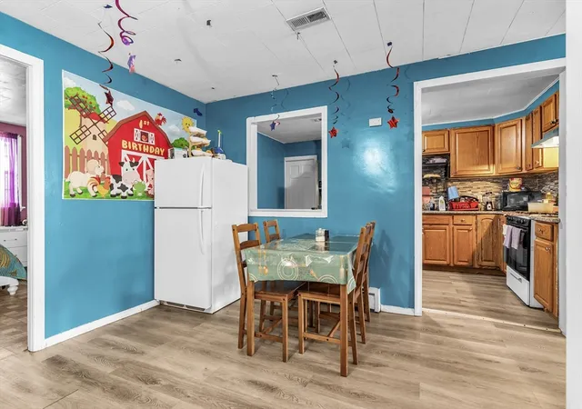 Listing Photo 4 - Condo for sale in building located at 28 Exchange St, Lawrence, MA 01841