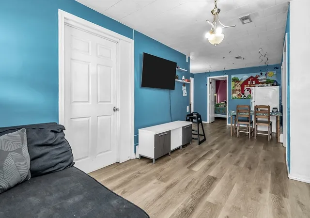 Listing Photo 5 - Condo for sale in building located at 28 Exchange St, Lawrence, MA 01841
