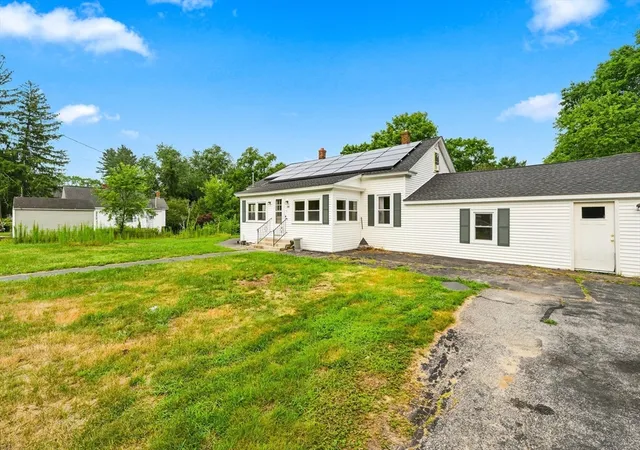 3rd image of 270 N Brookfield Road, Barre, MA 01005 | MLS# 73554655