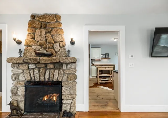5th image of 3 Vine Avenue, Rockport, MA 01966 | MLS# 73492273