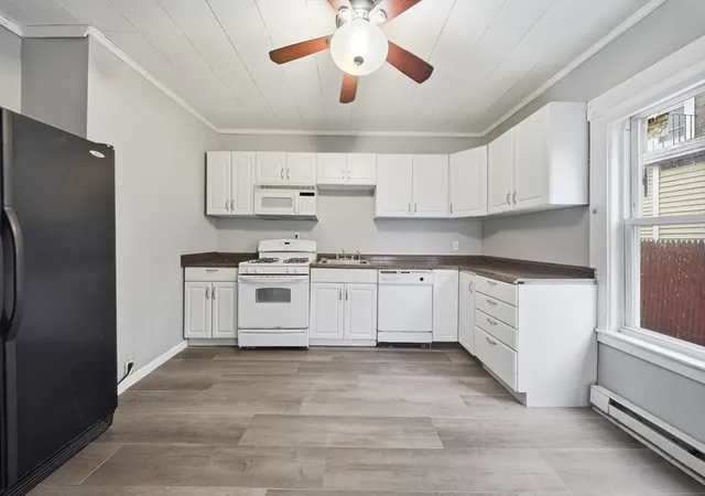 2nd image of 70 Pleasant St, Lowell, MA 01852 | MLS# 73499253