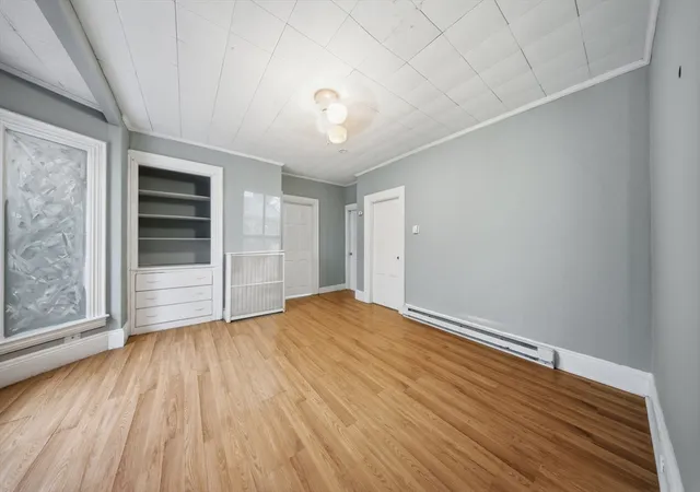 3rd image of 70 Pleasant St, Lowell, MA 01852 | MLS# 73499253