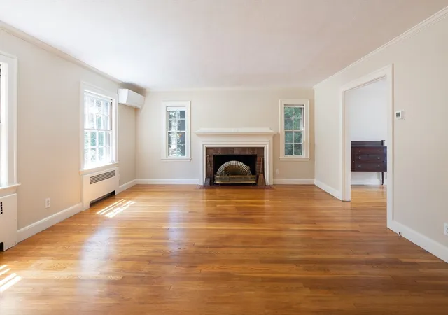 2nd image of 59 Hinckley Rd, Waban, MA 02468 | MLS# 73556430