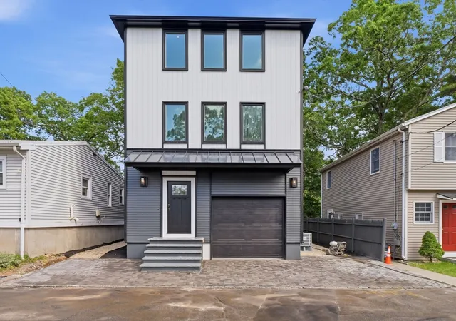 1st image of 13 Audubon Rd, North Reading, MA 01864 | MLS# 73535008