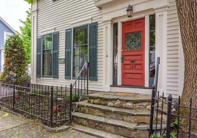 Homes for sale in New Bedford, MA | 90 Walden St, New Bedford, MA 02740 | MLS# 73523514