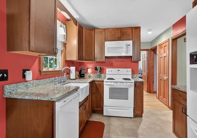 Photo 2 of Single family home for sale at 77 Ridge Rd, Marlborough, MA 01752 | MLS# 73550818 | Listing updated on 2026-09-16