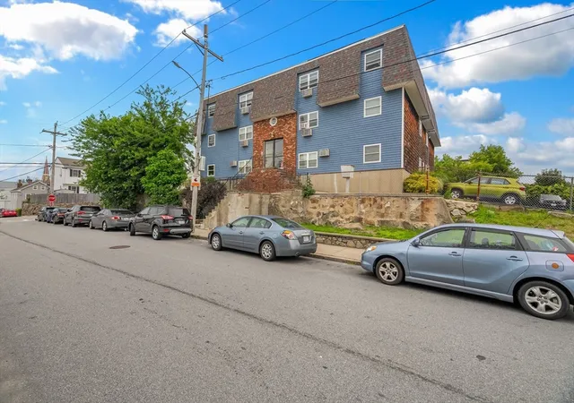 2nd image of 464 Bank #3, Fall River, MA 02720 | MLS# 73557156