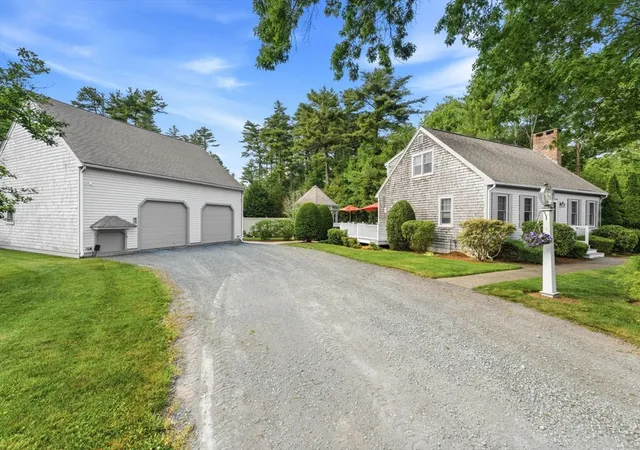 Photo 3 of Sale Pending at 536 Plymouth St, Middleboro, MA 02346 | MLS# 73537380 | Listing updated on 2026-09-17