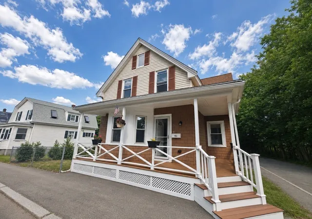 Homes for sale in Salem, MA | 79 Lawrence St, Salem, MA 01970 | MLS# 73547777