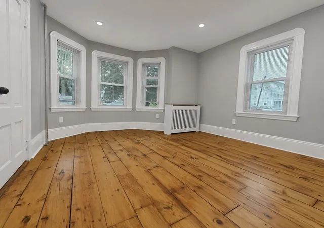 Homes for sale in Salem, MA | 79 Lawrence St, Salem, MA 01970 | MLS# 73547777