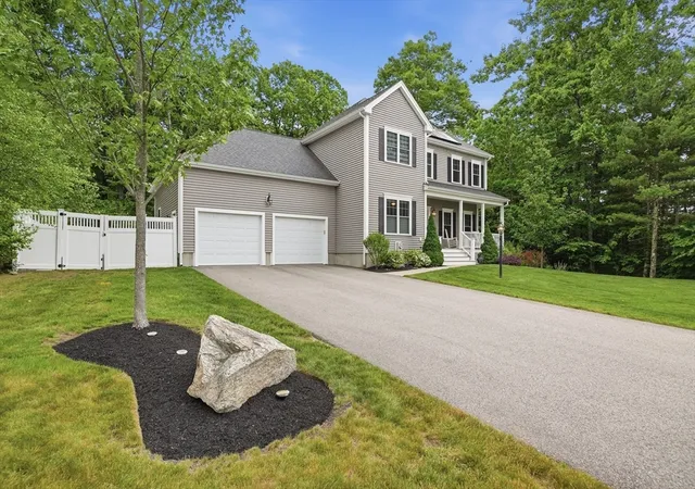 Homes for sale in Grafton, MA | 2 Klondike Road, Grafton, MA 01560 | MLS# 73529239