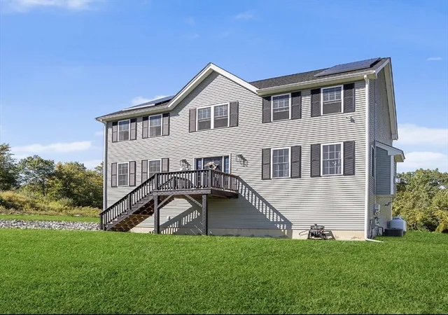 Homes for sale in Charlton, MA | 39 Hycrest Rd, Charlton, MA 01507 | MLS# 73527847