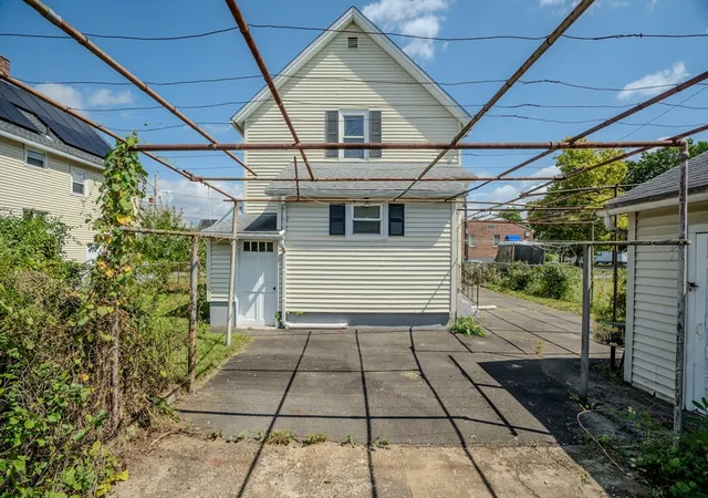 Photo 4 of Sale Pending at 11 Hampshire St, Ludlow, MA 01056 | MLS# 73563622 | Listing updated on 2026-09-03