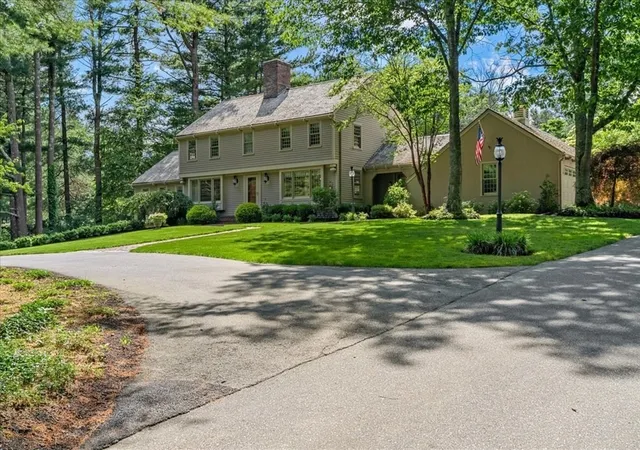 1st image of 175 Pine St, Norwell, MA 02061 | MLS# 73541730