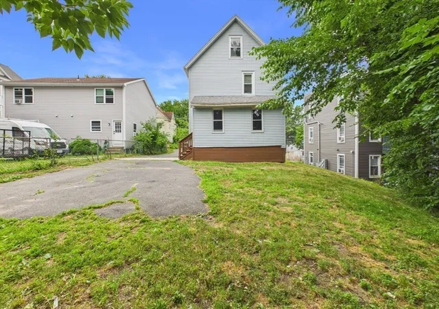 Homes for sale in Springfield, MA | 1386 1388 Worcester St, Springfield, MA 01151 | MLS# 73540866
