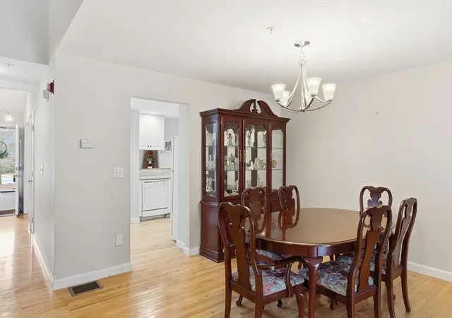 Homes for sale in Marlborough, MA | 10 Westminster Dr, Marlborough, MA 01752