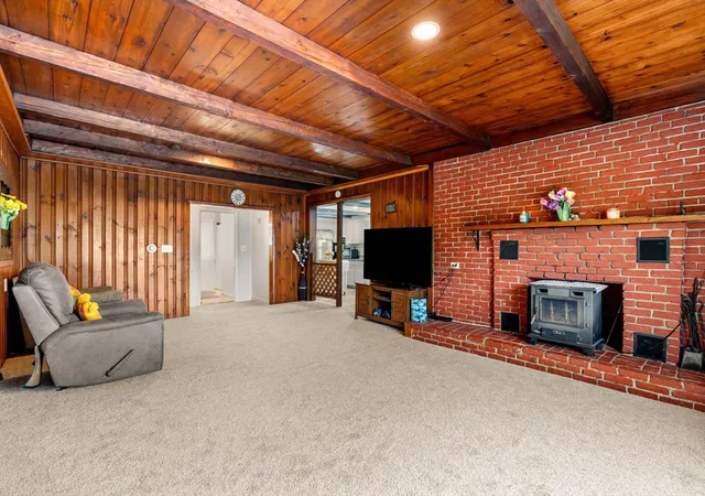 Photo 2 of Sale Pending at 721 River St, Haverhill, MA 01832 | MLS# 73563082 | Listing updated on 2026-09-29