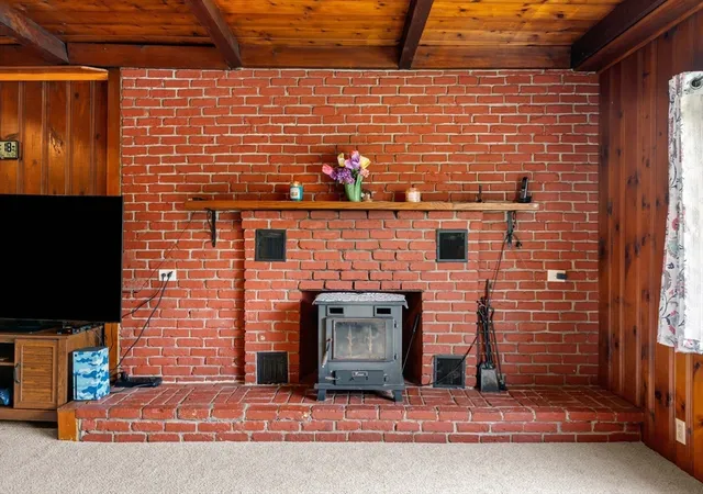 Photo 4 of Sale Pending at 721 River St, Haverhill, MA 01832 | MLS# 73563082 | Listing updated on 2026-09-29