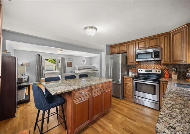 4th image of 38 County St, Blackstone, MA 01504 | MLS# 73545583