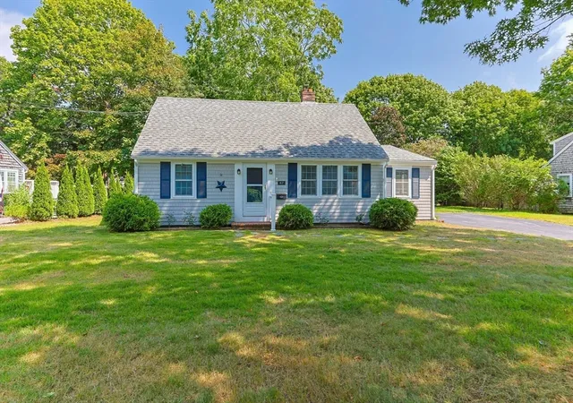 Photo 3 of Sale Pending at 87 Vidal Ave, East Falmouth, MA 02536 | MLS# 73566066 | Listing updated on 2026-09-29