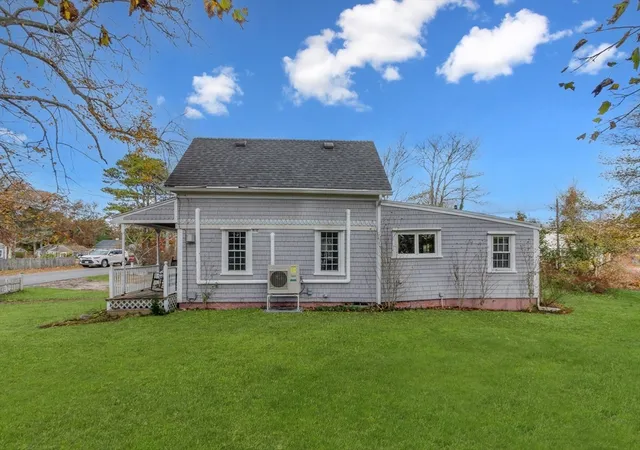 4th image of 9 Mansion St, West Harwich, MA 02671 | MLS# 73457248